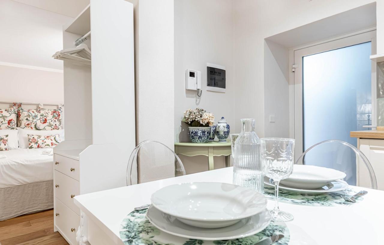 Casa Colonna Romantic Apartment Corso Di Porta Ticinese Milaan Buitenkant foto