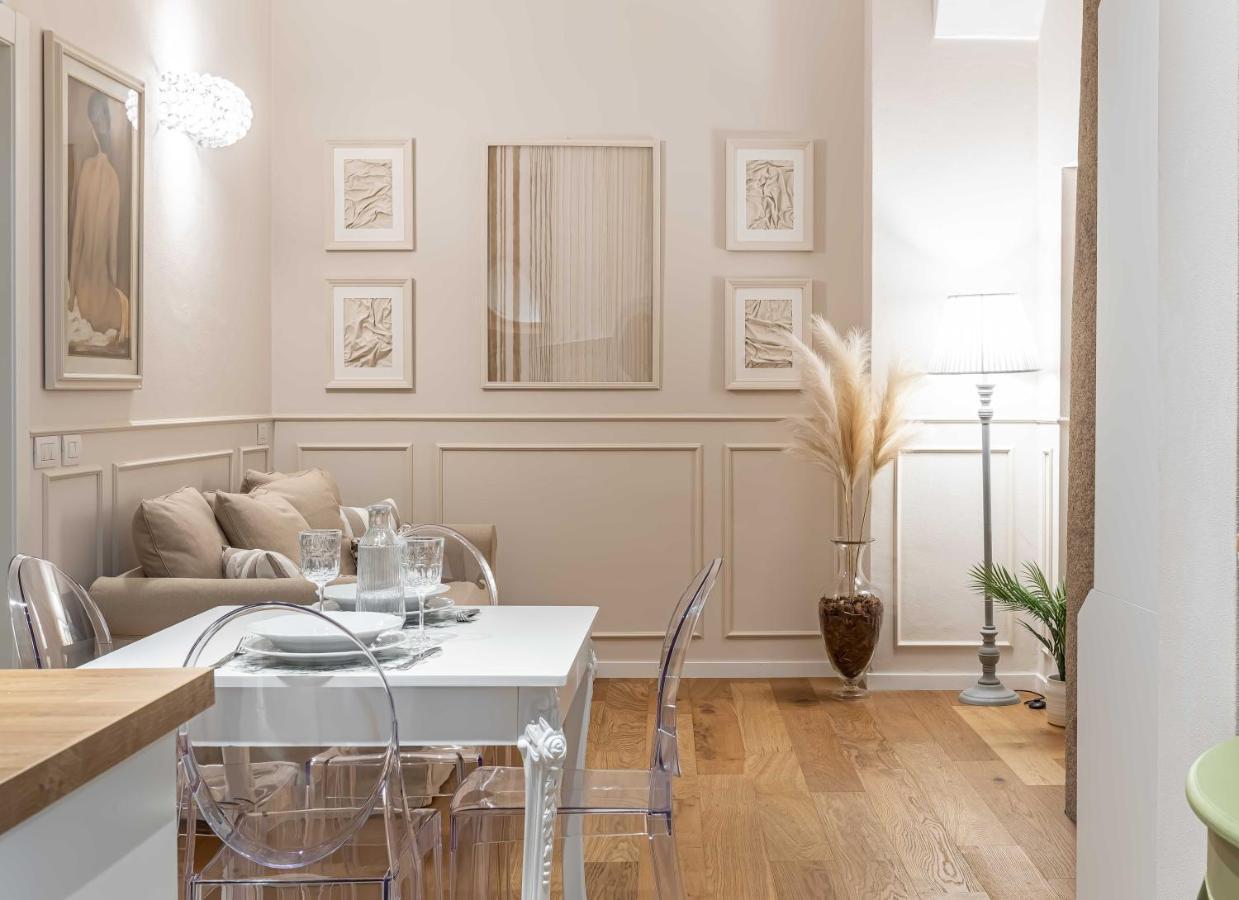 Casa Colonna Romantic Apartment Corso Di Porta Ticinese Milaan Buitenkant foto